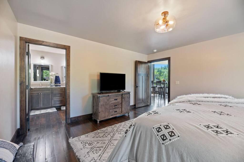 הוילה Lead Altitude Adjustment- Panoramic Views, Sleeps 12 מראה חיצוני תמונה